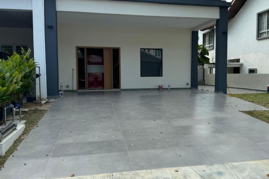 Rainy-Season Slips: Porch and Balcony